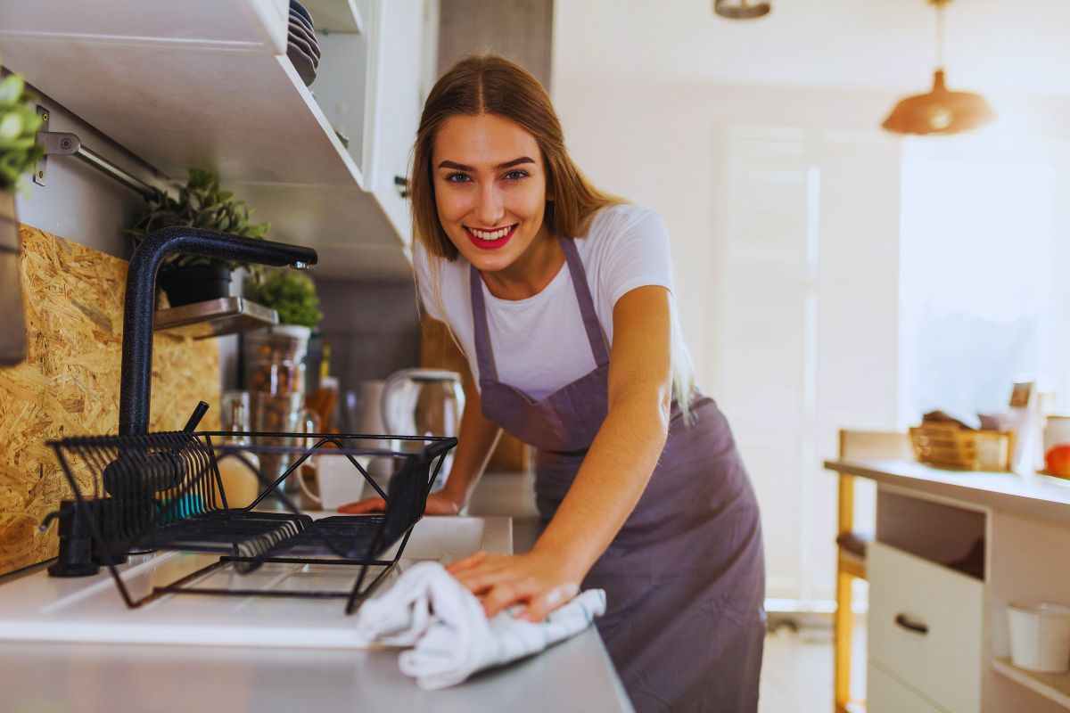 come pulire al meglio la cucina